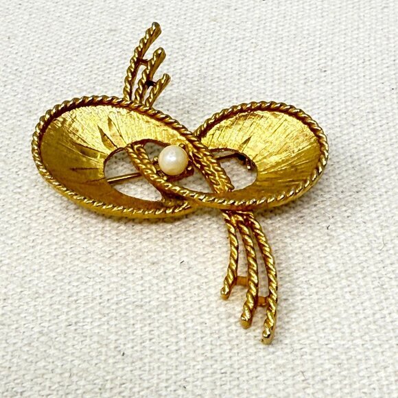 Mamselle Mid-Century Brooch Vintage Gold-Tone Faux Pearl‎ Signed - Picture 1 of 10